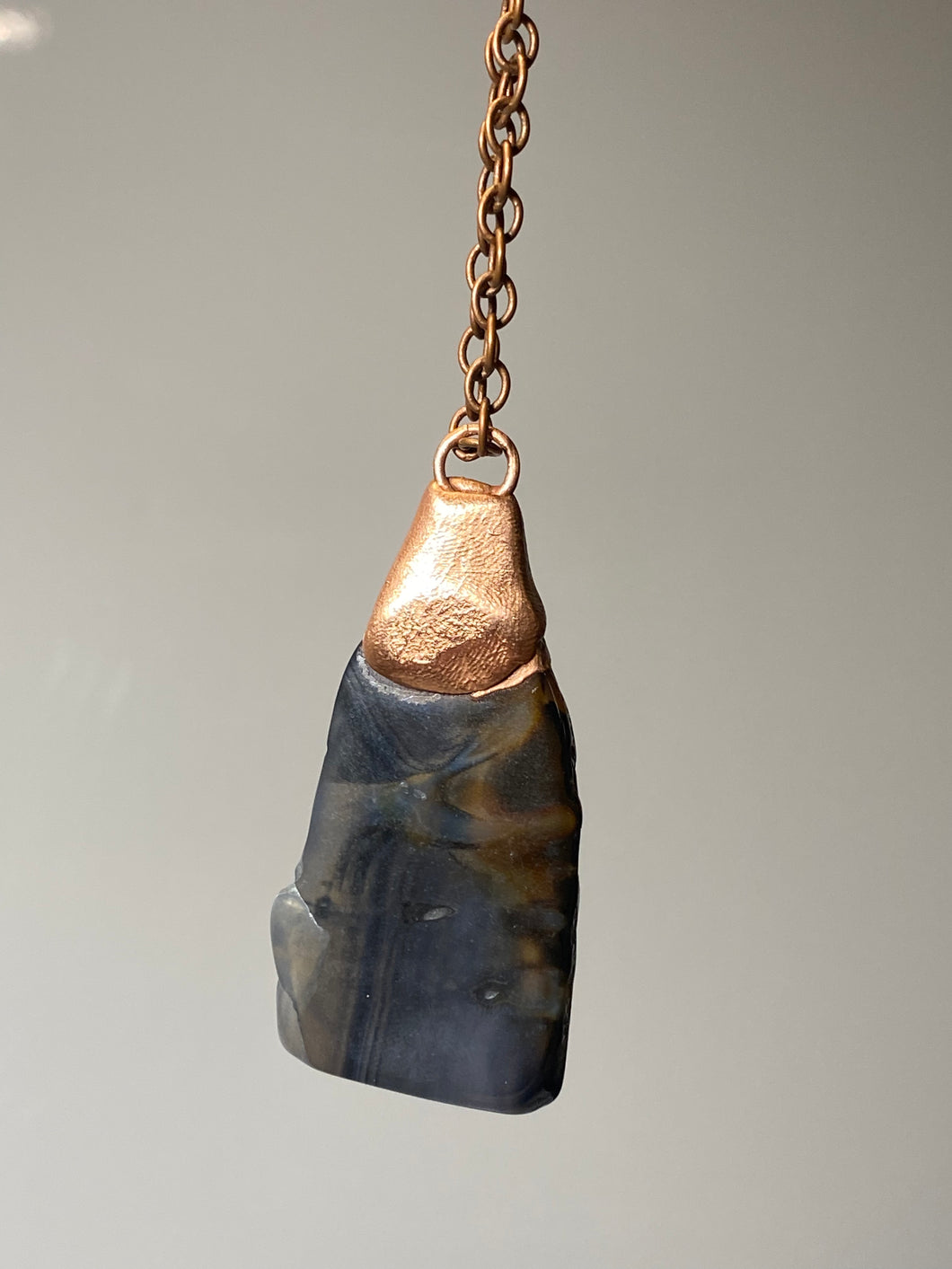 Copper-plated Blue/Black Agate Necklace
